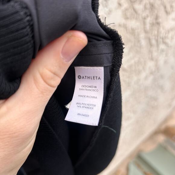 Athleta Zephyr Shell Tank Size Small - Picture 7 of 7